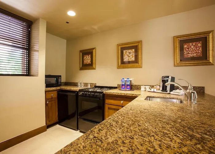 Ventana Canyon Club And Resort